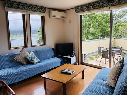 カフェ＆オーベルジュ　里休　紅葉ルーム / 山梨県 河口湖・山中湖・富士吉田・富士山周辺