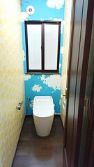 流すたびに泡でおそうじしてくれるアラウーノトイレ