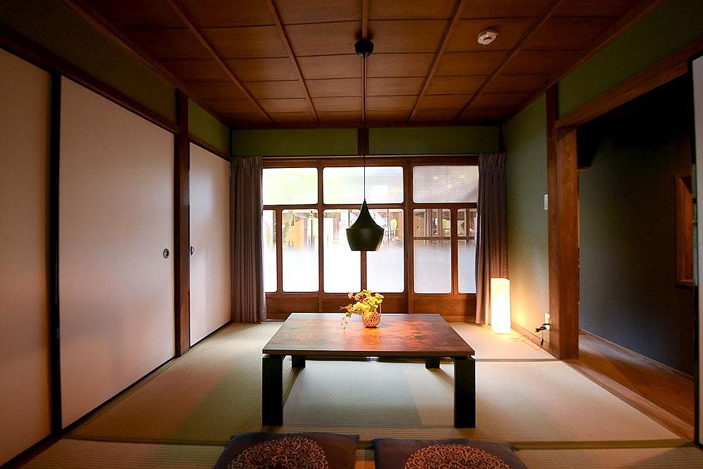 宿泊棟２階（寝室）