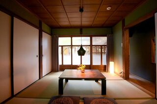 宿泊棟２階（寝室）