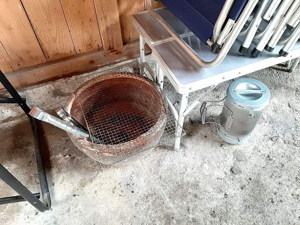 火ばさみ・火消し＆火おこしツボ