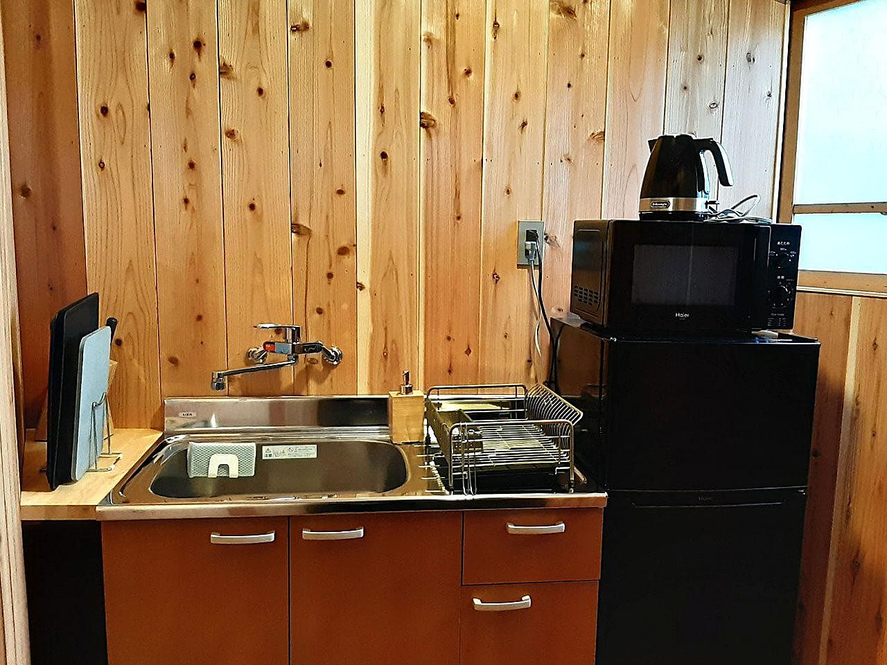 宿泊棟１階（キッチン）