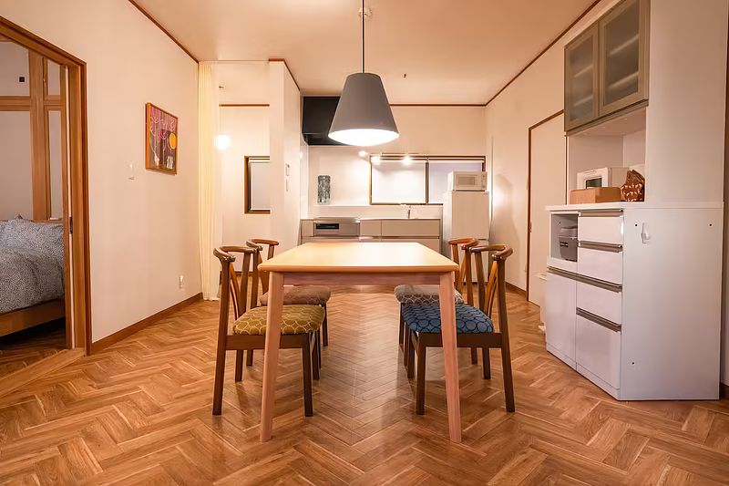 北欧デザインを取り入れた部屋でくつろぎの時間を