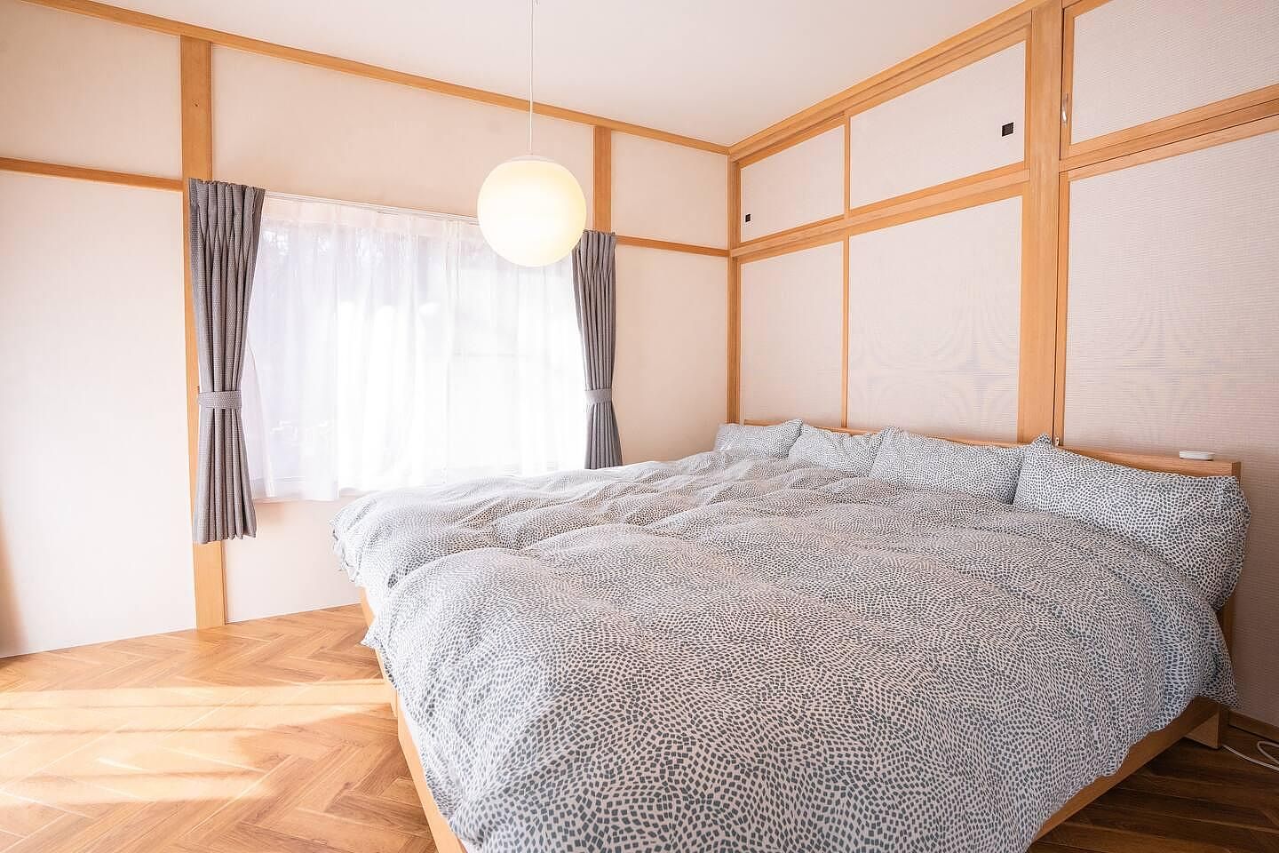 高原は夜も涼しいので、ふかふかの羽毛布団