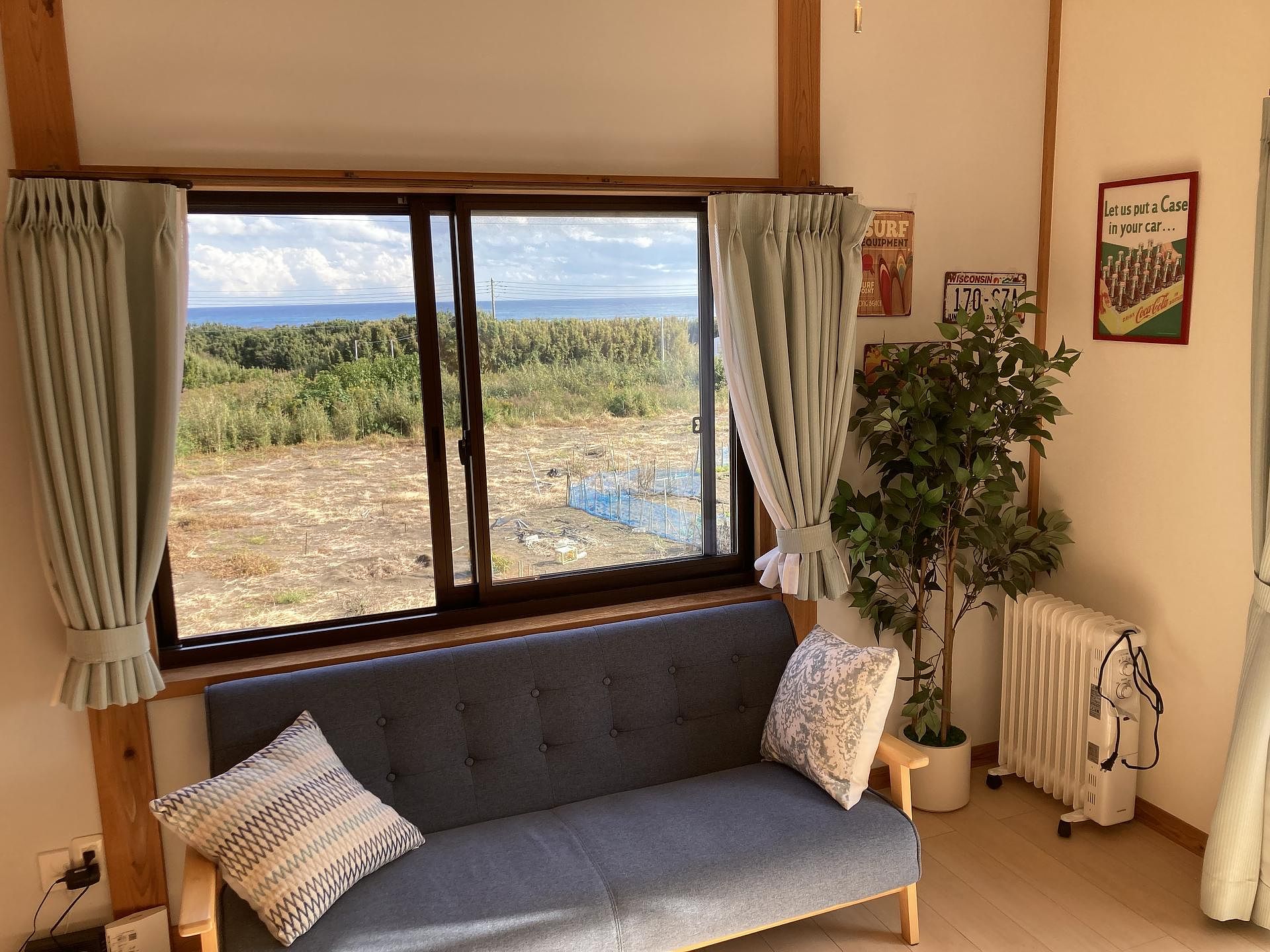 Ocean villa mint-image