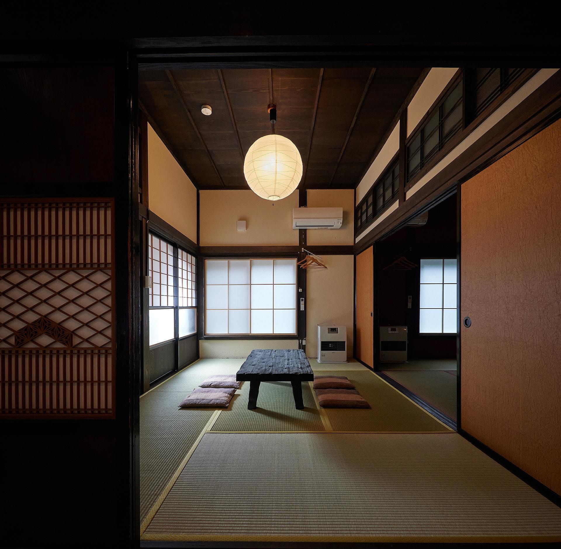 古民家の情緒ある和室