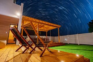 ジャグジーやサウナで火照った身体は、天候次第で星を眺めながら整えて頂く事ができます。