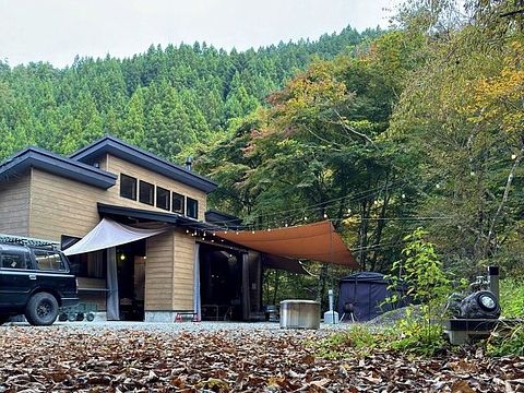 川沿い専用キャンプ場付き貸別荘　SNUG CAMP HOUSE / 山梨県 大月・都留