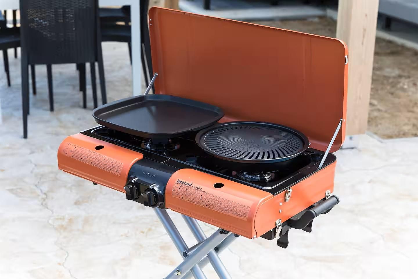 BBQはガスを使用。着火や片付けも簡単