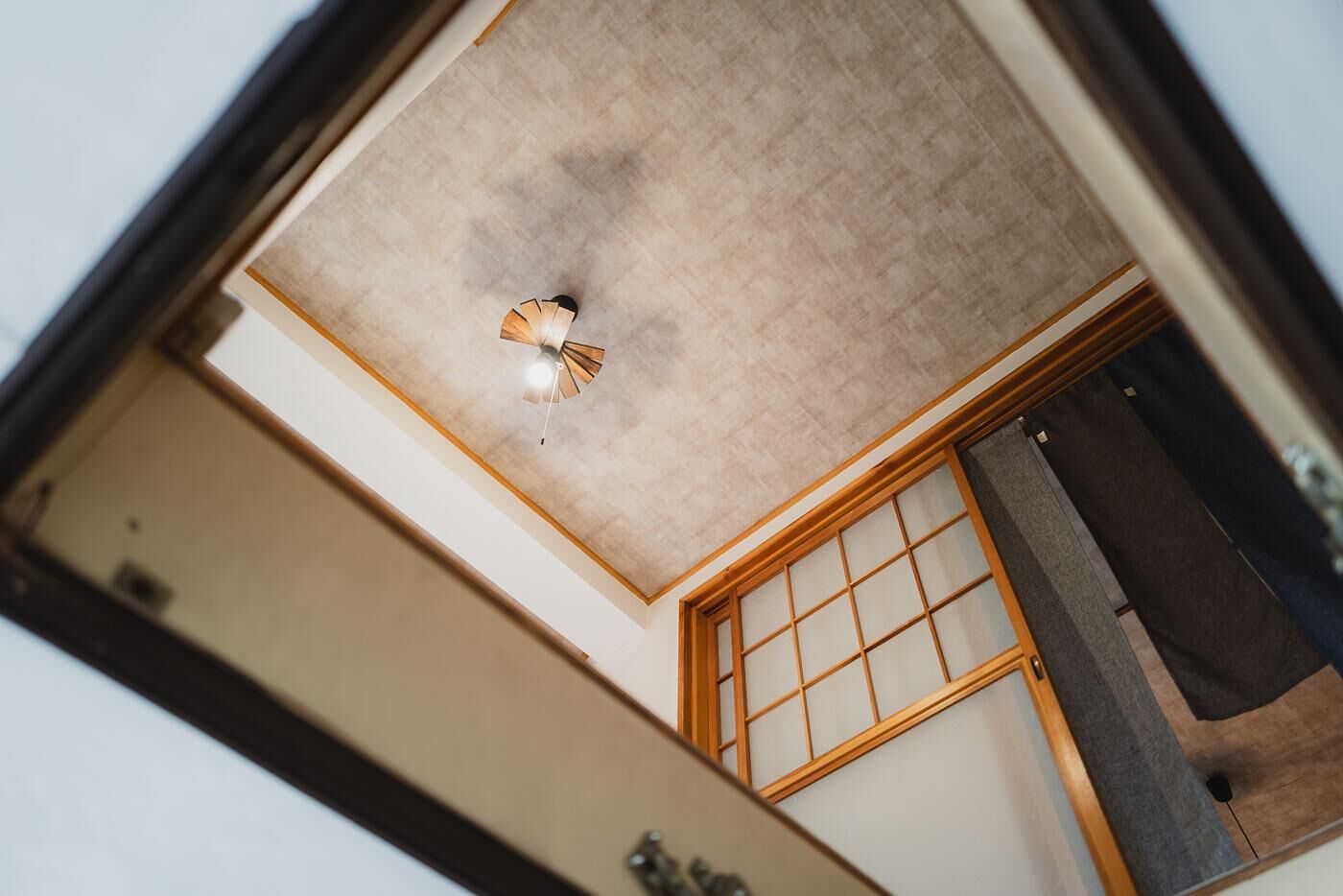 2階への階段