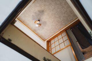 2階への階段
