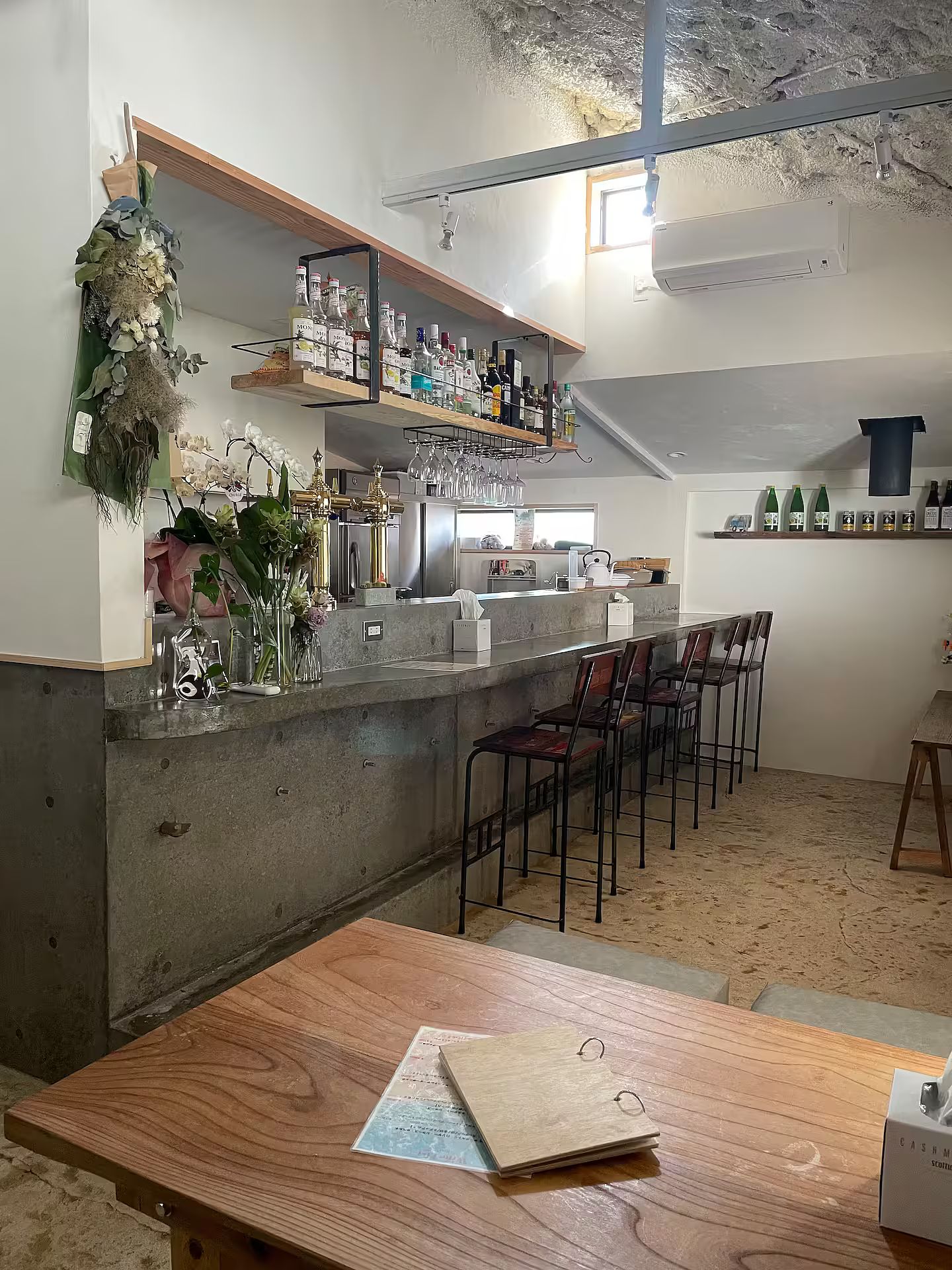 カフェ&バーSUNRISE SHELL