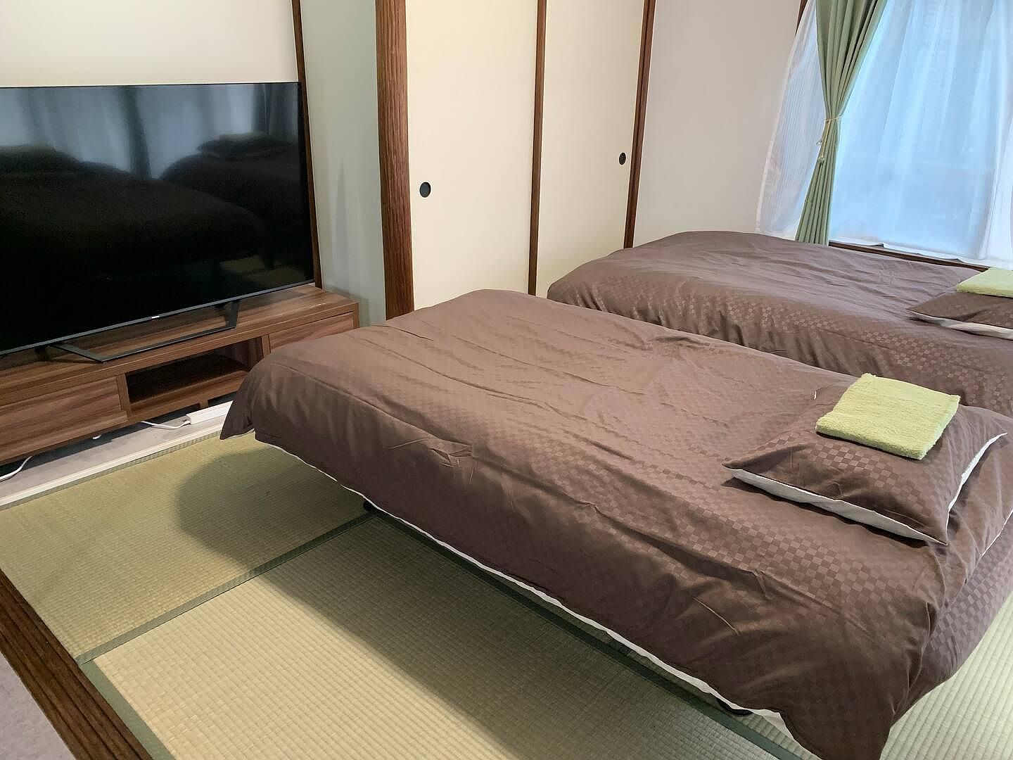 ソファーはそのままベッドになります。