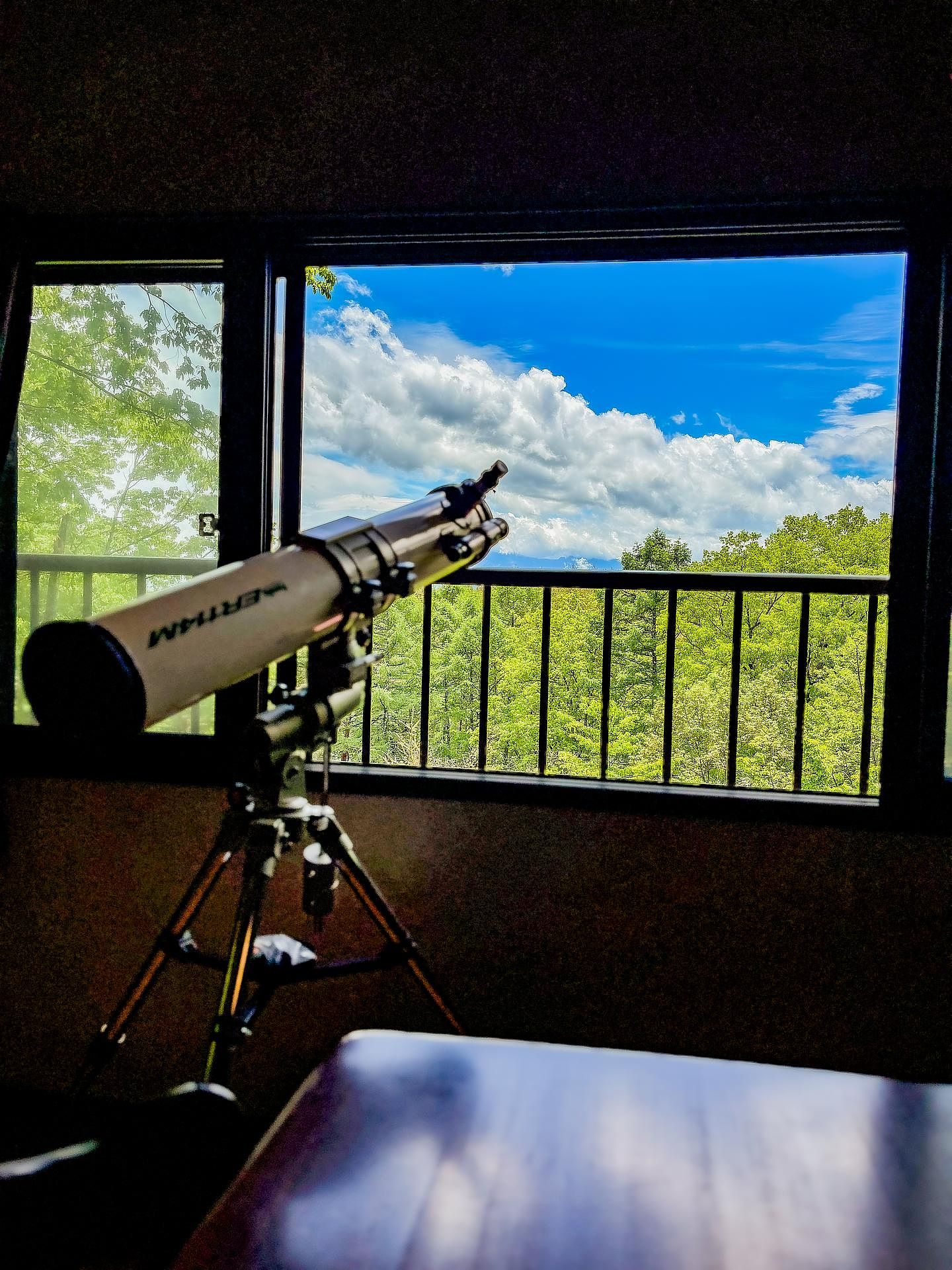 夜空を見ながら天体観測もできます！