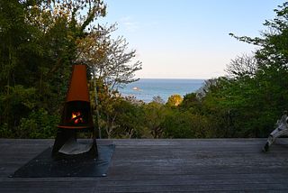 外の変わりゆく風景とともに、ゆっくり流れる時間に身をまかせれば、自然との一体感が味わえます。