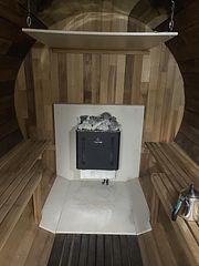 安心の日本製ストーブ ロウリュ可