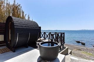 オーシャンビューのサウナデッキ