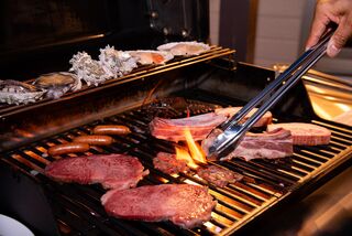 【BBQグリル】香ばしい香りが広がる本格グリルをお楽しみください