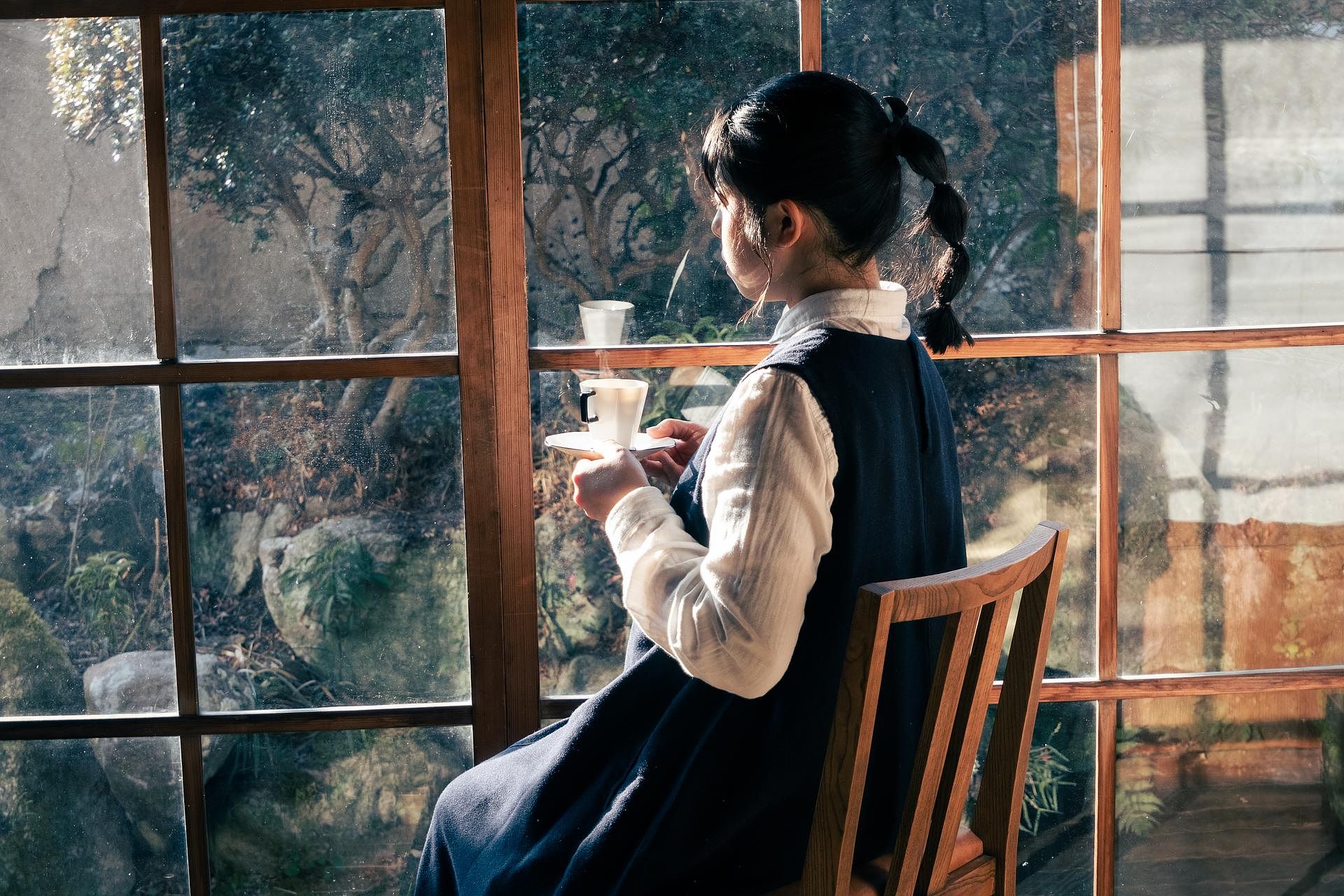 コーヒータイム　縁側（和室6帖横）