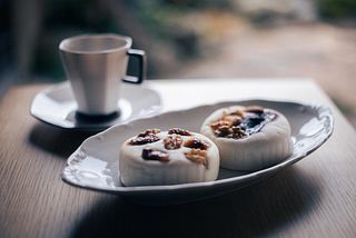 朝食の生米パン