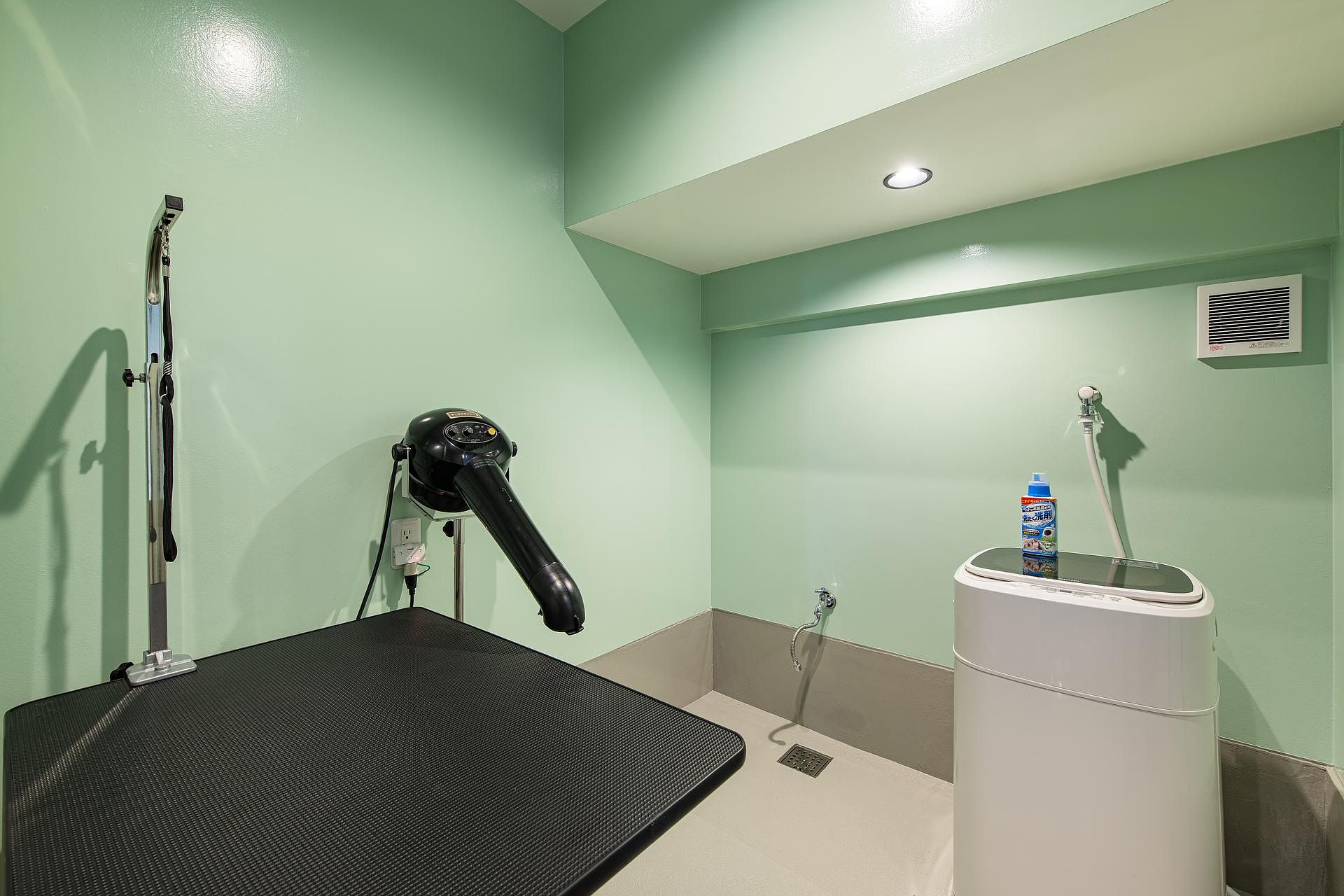 トリミングルーム