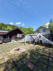 キャンプサイト