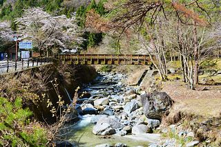 道志の湯徒歩5分