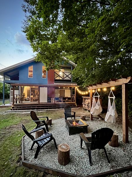 ハンモックチェアがあるBBQエリア