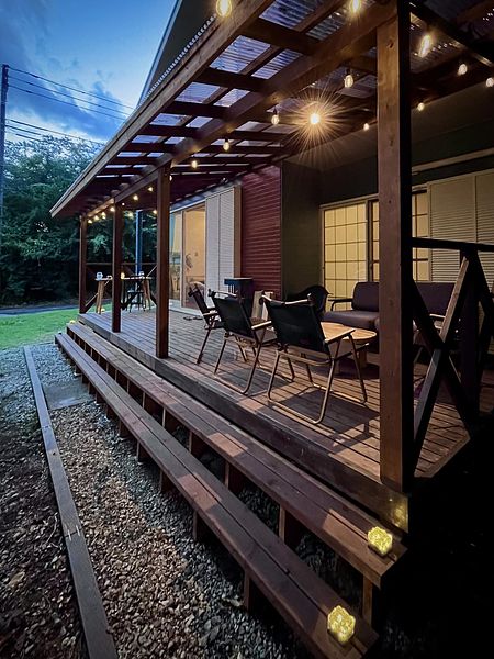 屋根付デッキエリア