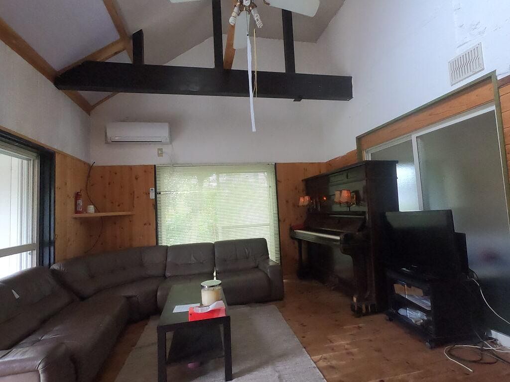 リビングルーム