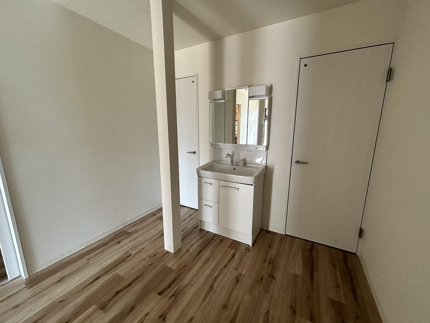 貸別荘レッドライン-image