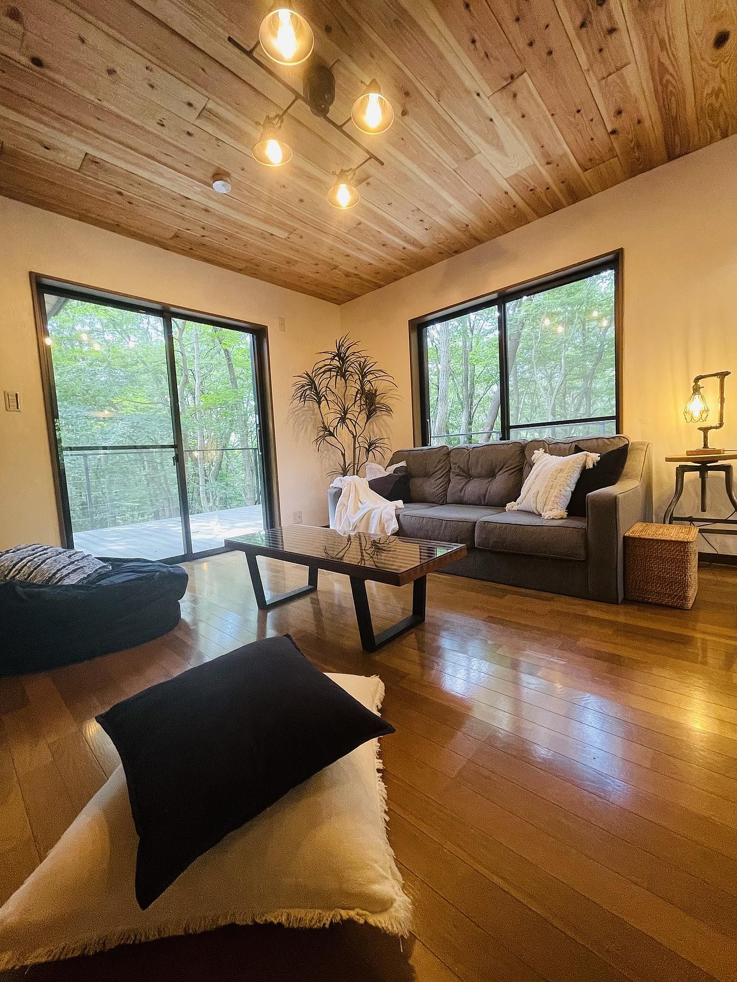 木のぬくもりを感じるあたたかい雰囲気 