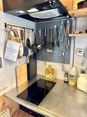 調理器具も準備あります！※油は無い場合もございますので基本的にはご持参ください