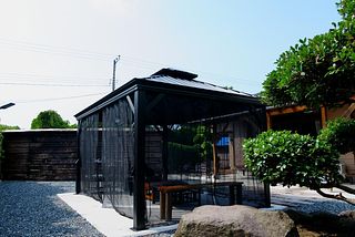 ガゼボ(屋外BBQ場)
