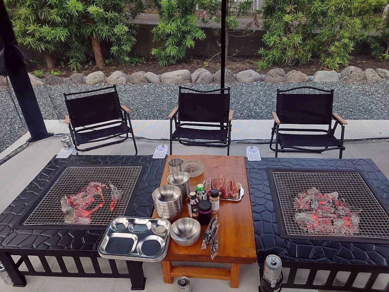 ガゼボ(屋外BBQ場)