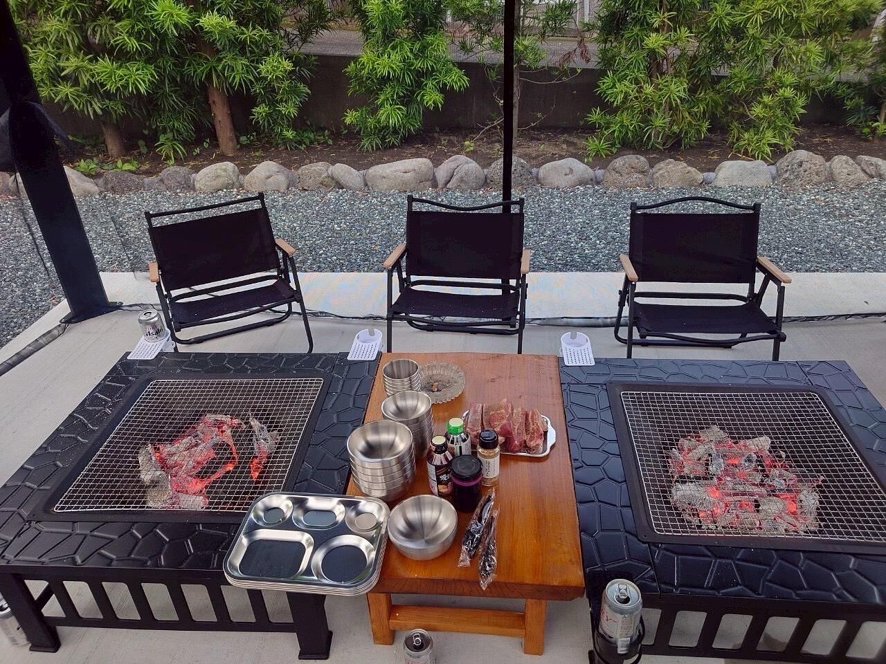 ガゼボ(屋外BBQ場)