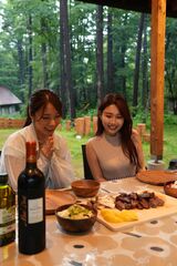 サウナで整った後は、新鮮な野菜や肉でＢＢＱで、最高のダイニングをお楽しみください