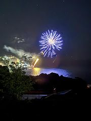 宿のすぐ前は花火スポット