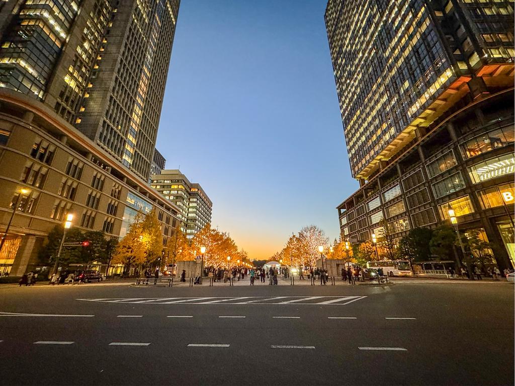 クリスマスシーズンの丸の内