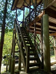 外階段からもウッドデッキに行くことが出来ます。