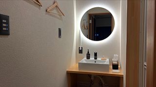 洗面台には人用アメニティも完備