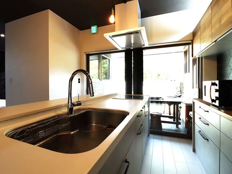 使いやすい広々キッチン