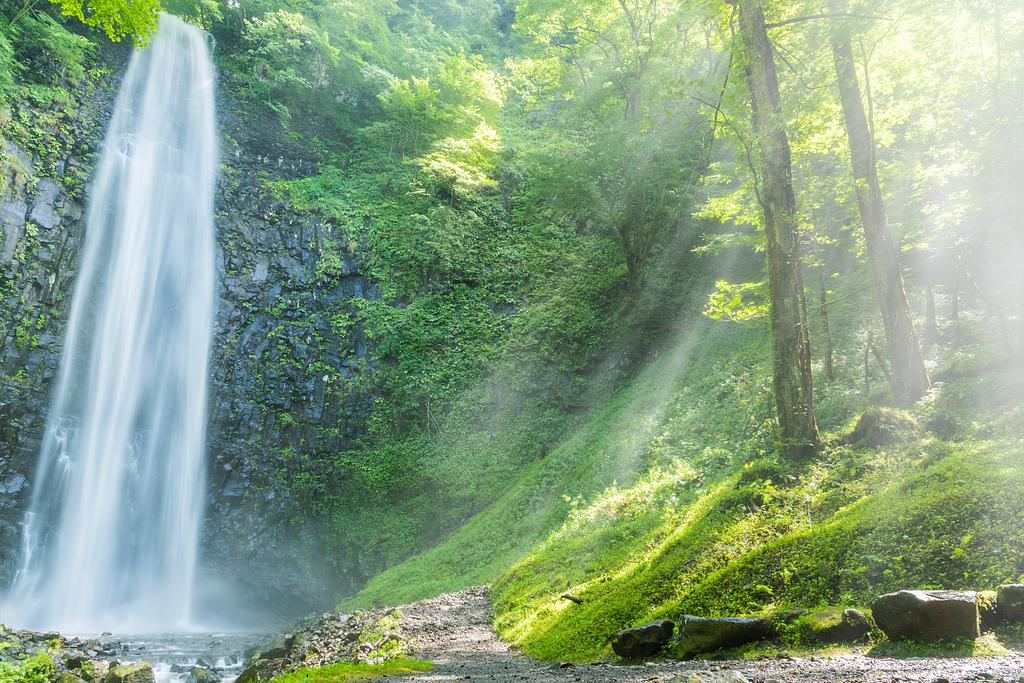 酒田市 | 玉簾の滝