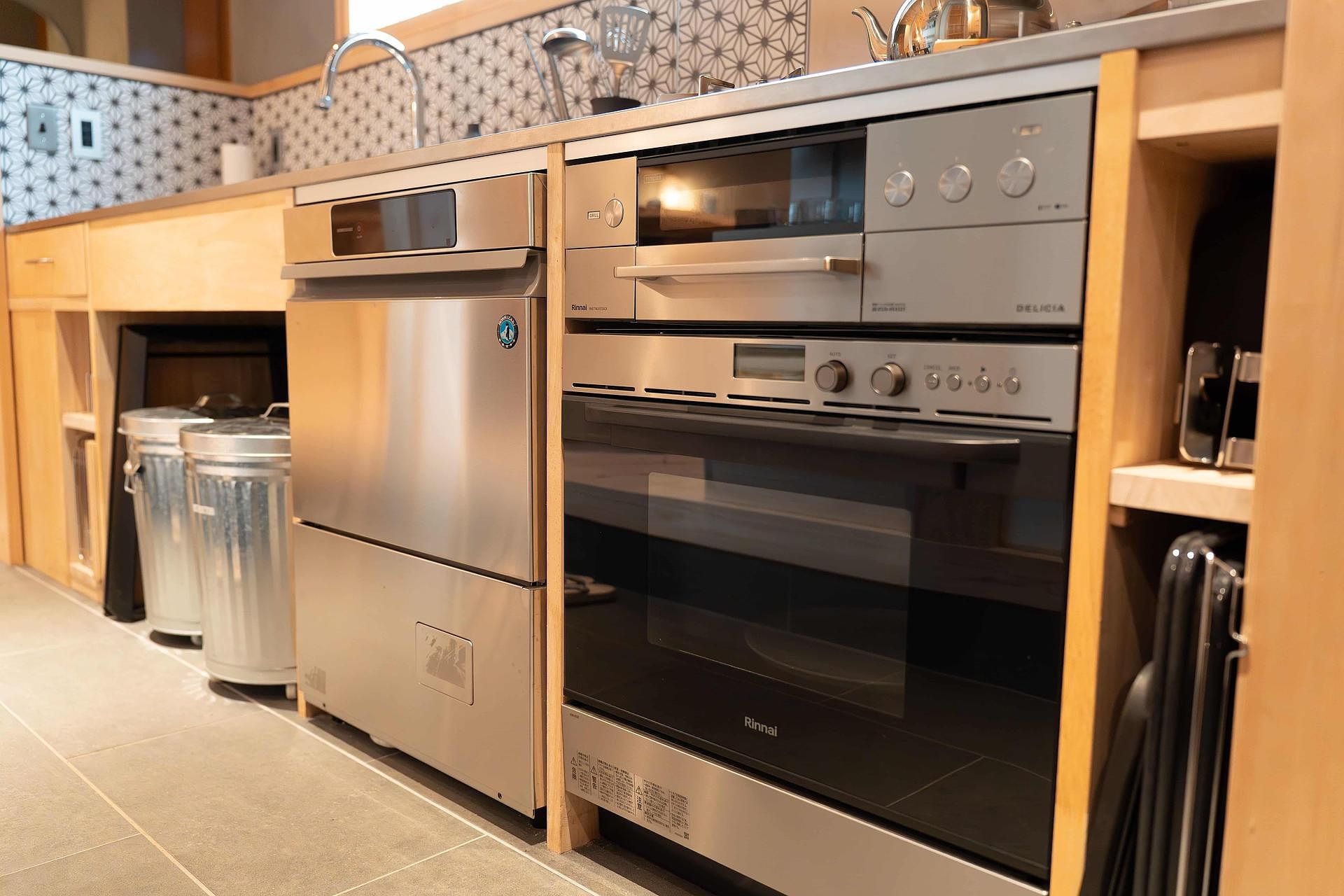 asterisk HIROSHIMA-image