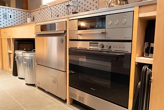 asterisk HIROSHIMA-image