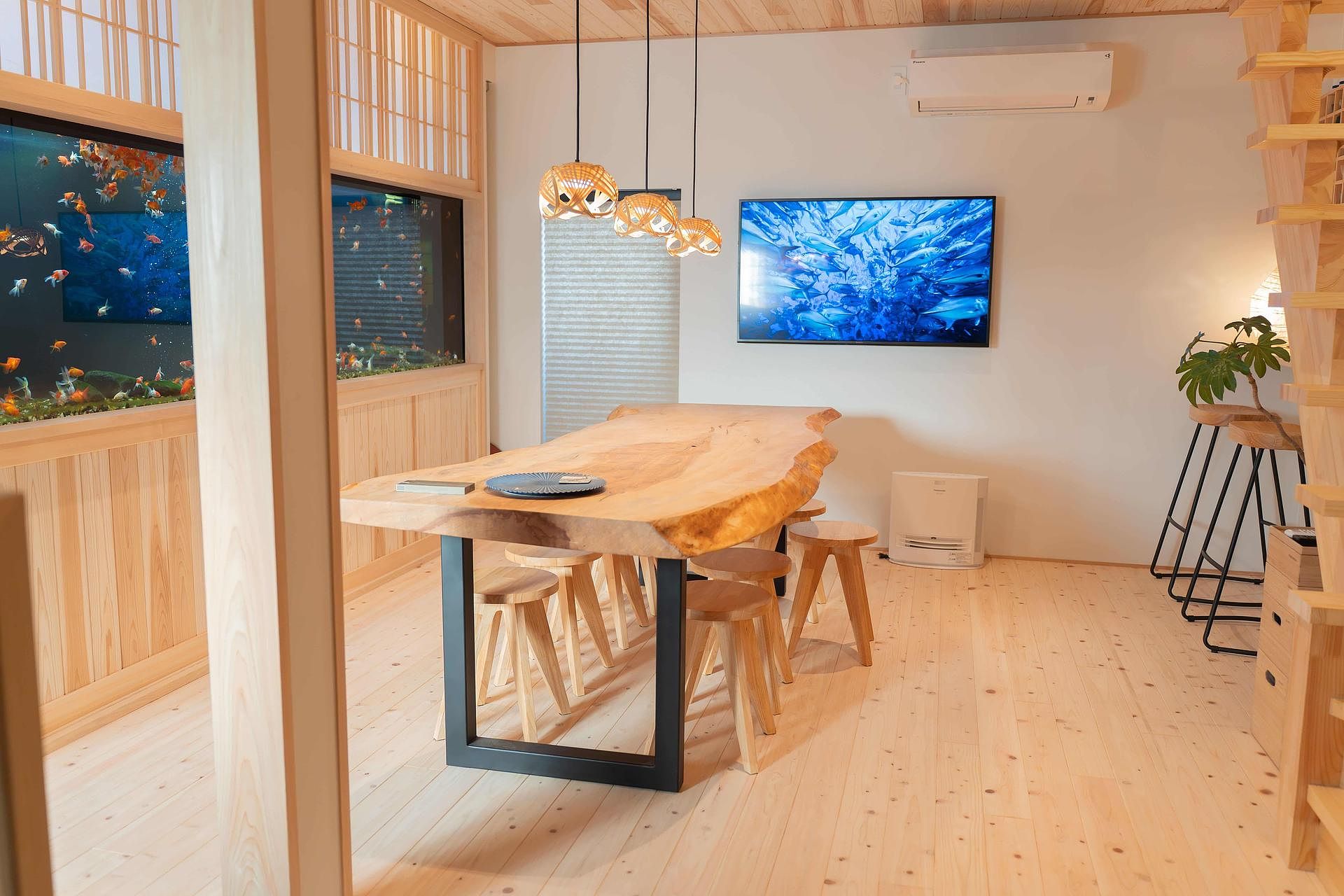 asterisk HIROSHIMA-image