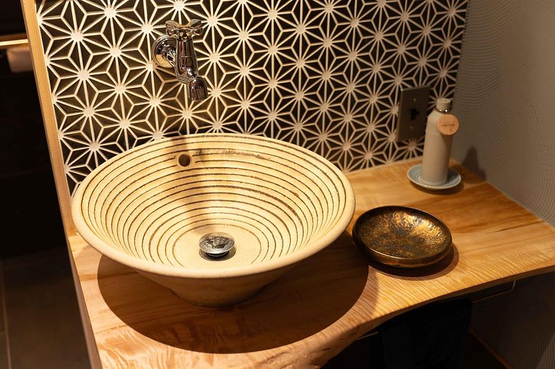 asterisk HIROSHIMA-image