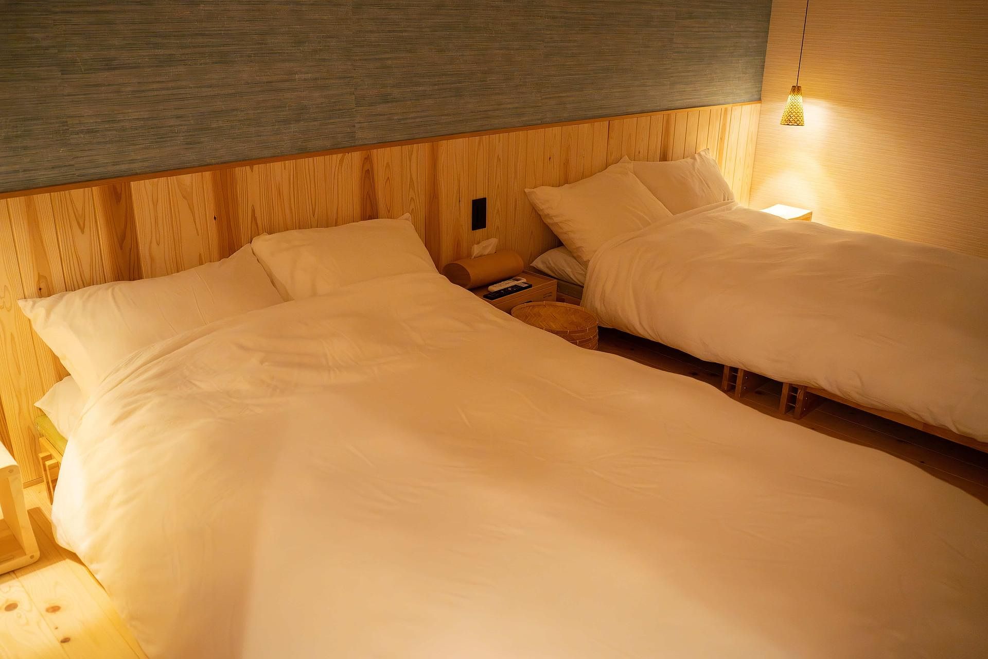 asterisk HIROSHIMA-image