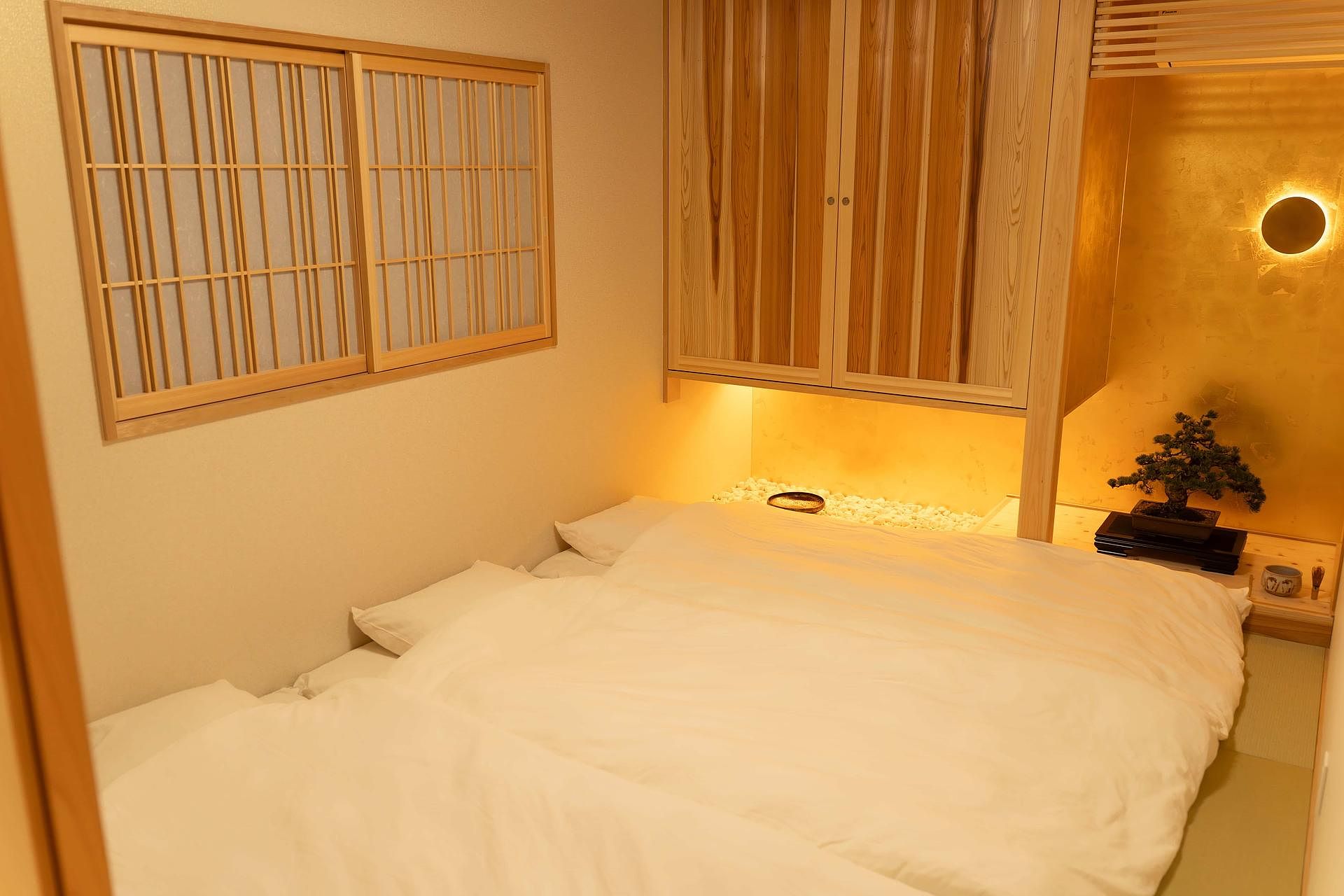 asterisk HIROSHIMA-image