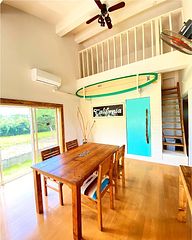 カリフォルニアのビーチハウスをイメージしたリビング